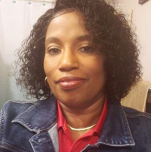 Meet your Posher, Veronica